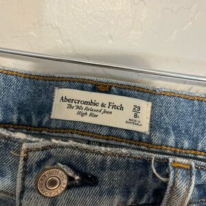 Abercrombie & Fitch 90s Relaxed Blue Jeans